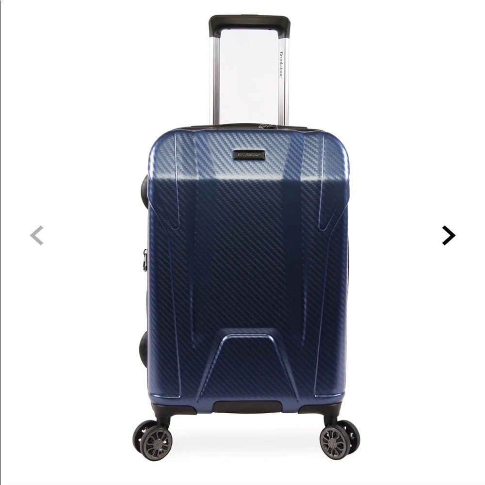 Brookstone
Herbert 21" Hardside Carry-On Luggage with Charging Port